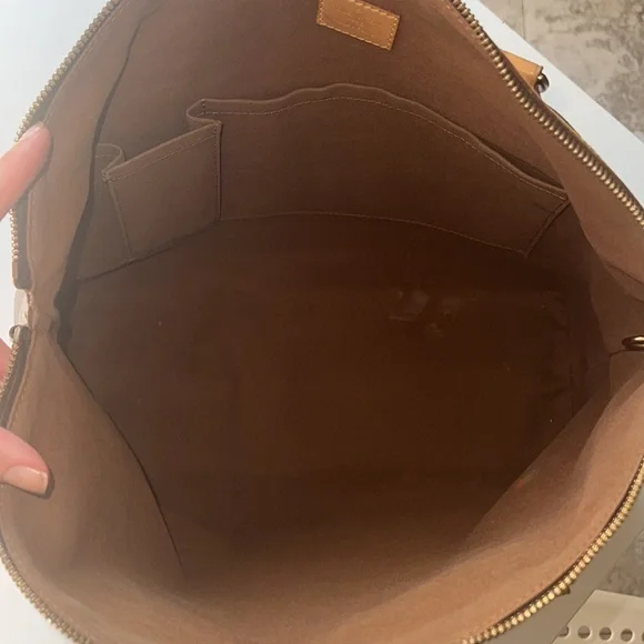 Authentic Louis Vuitton Lock It Horizontal Shoulder Bag LV Monogram Brown Tan - Picture 15 of 17